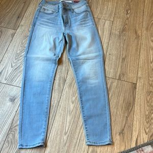 Size 5 Celebrity Pink Jeans never worn